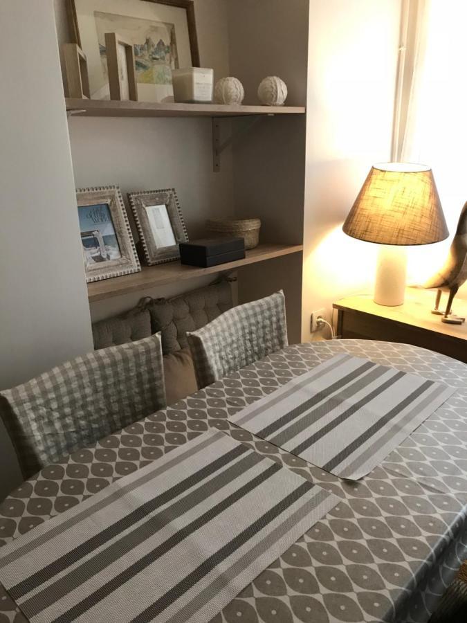 Fontevraud Maison De Ville Bnb Esterno foto