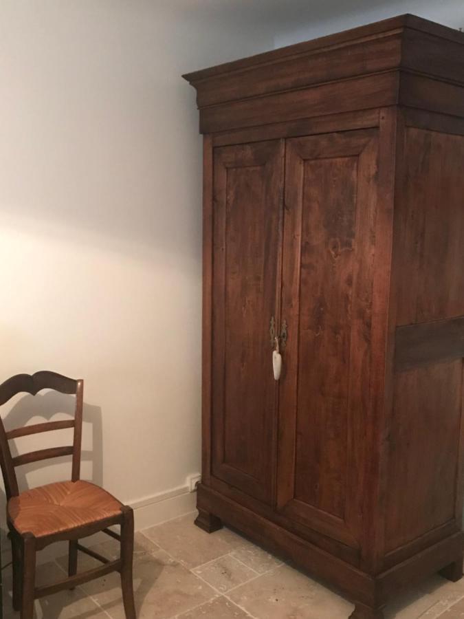 Fontevraud Maison De Ville Bnb Esterno foto