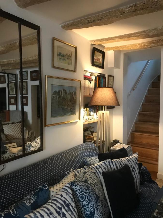 Fontevraud Maison De Ville Bnb Esterno foto